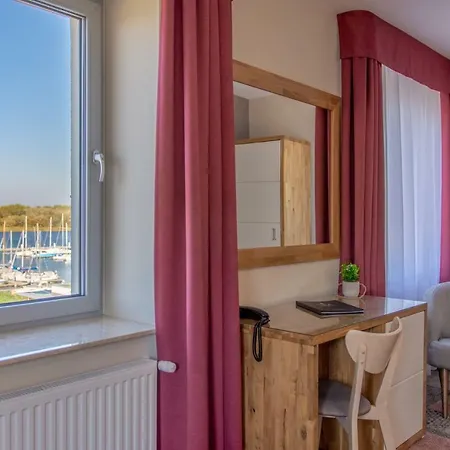 Panzió Marina Pallatium Premium Floor 4*