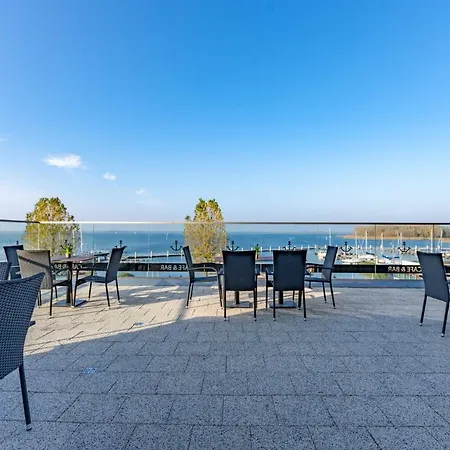 Bed & Breakfast Marina Pallatium Premium Floor