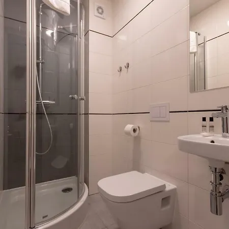 Marina Pallatium Premium Floor Panzió Kamień Pomorski