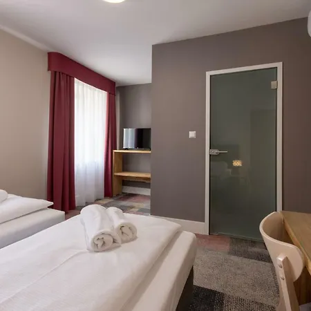 Panzió Marina Pallatium Premium Floor 4*