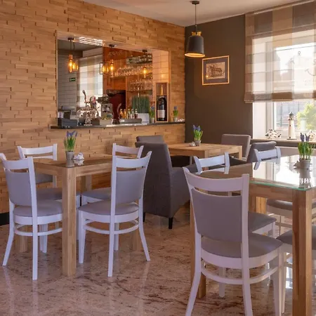 Marina Pallatium Premium Floor Panzió Kamień Pomorski