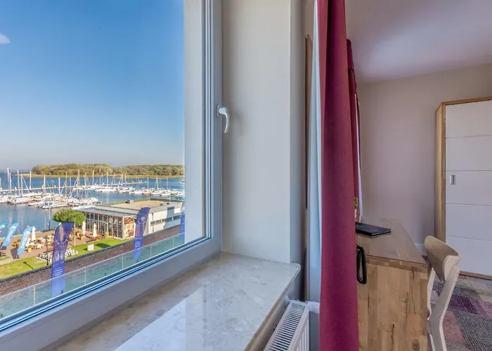 Marina Pallatium Premium Floor Bed and breakfast